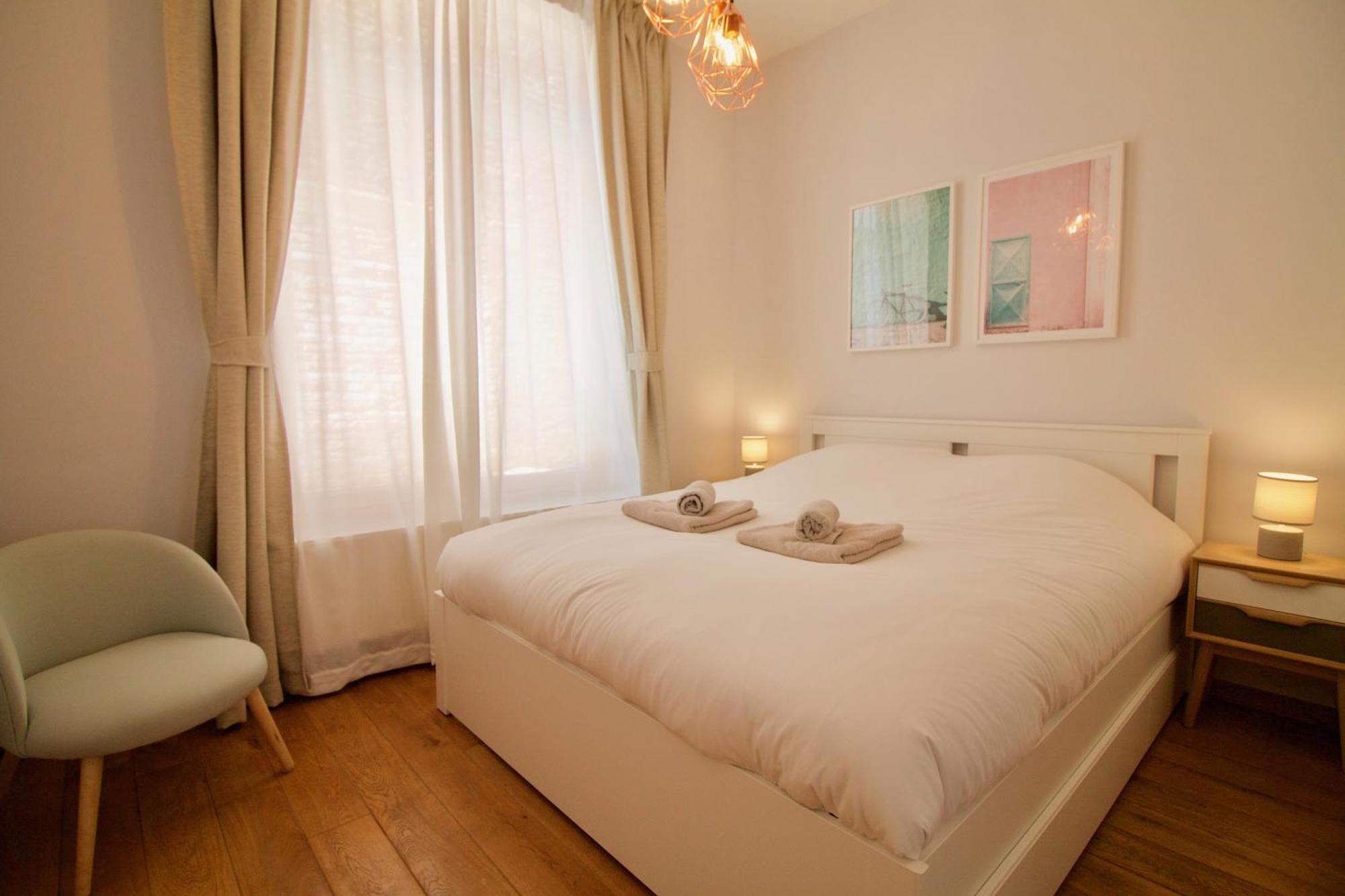 Heart Of Grand Place - Stunning 3Br Triplex Брюссель Экстерьер фото