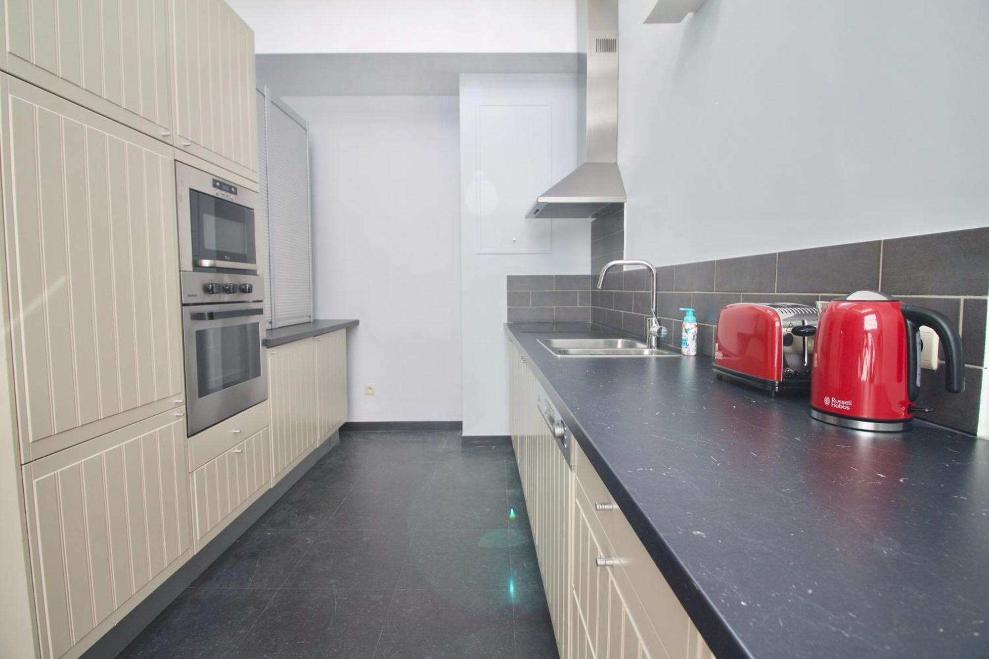 Heart Of Grand Place - Stunning 3Br Triplex Брюссель Экстерьер фото